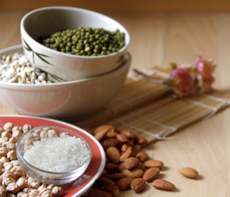 Various grains and weeds It is displayed for nutritionists to provide the best nutritional composition banner. Healthy Holdgrain food concept.の写真素材