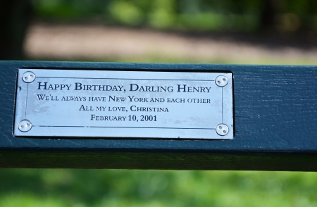 NEW YORK, NY - AUGUST 6  Legend on the bench in Central park on August 6, 2013 in New York, NY  Central park is the biggest city park in the worldのeditorial素材
