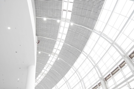 hight indoor glass wall with skylight