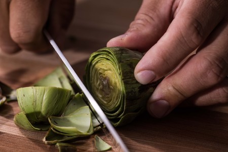 artichoke being broken downの写真素材