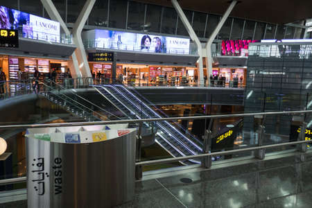 Interior from the main terminal at Hamad International Airport in Doha, Qatar.のeditorial素材