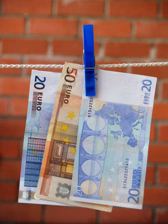 money dry