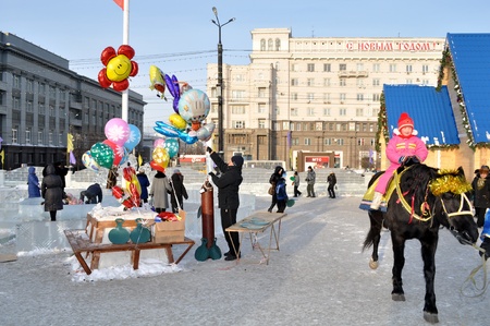 CHELYABINSK, Russia -  5 JANUARY 2011 : the Russian celebrating of Christmas and New year in streets of a city of Chelyabinsk. Russia, January 5 2011のeditorial素材