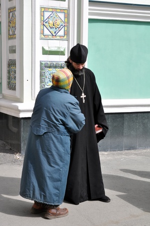 CHELYABINSK - APRIL 23: Church ceremony of consecration of Easter cakes and eggs for Easter Christ's in Russia .April 23, 2011, Chelyabinsk, Russia のeditorial素材
