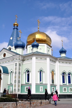 CHELYABINSK - APRIL 23: Church ceremony of consecration of Easter cakes and eggs for Easter Christ's in Russia .April 23, 2011, Chelyabinsk, Russia のeditorial素材
