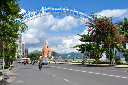 Nha Trang, VIETNAM - SEPTEMBER 28,2013 Main street in the city of Nha Trangのeditorial素材