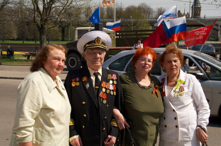 Kaliningrad, Russia - May 05, 2013 - veterans of the World War with his medals at street on during the victory celebrationのeditorial素材