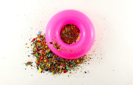 Mixed powder and toy 