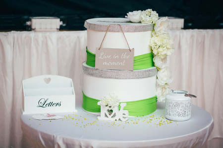 Decoration wedding flowers rings giftboxの写真素材