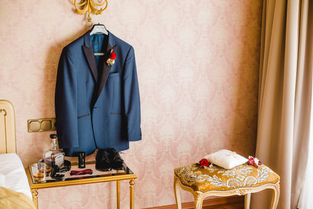 getting ready groom bride weddingの写真素材