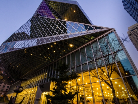Seattle, United States  January 3, 2014  View of Seattle Central Library from 4th Avenue at dusk  のeditorial素材