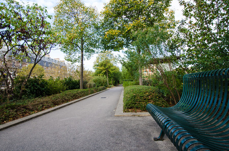 The Promenade Plant?e is a popular elevated walkway built on top of the obsolete Vincennes railway line.の写真素材