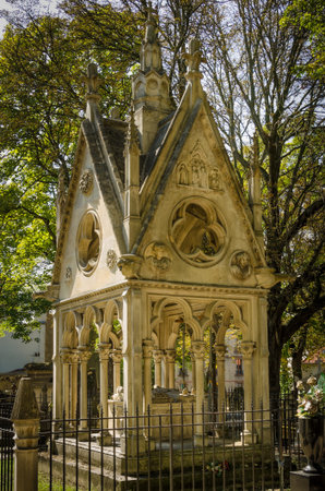 Paris, France, September 9, 2015 - The remains of the star-crossed lovers were buried together under this canopy tomb built in 1817 in the Pere Lachaise Cemetery out of stones from Heloises convent and Abelards monastery.のeditorial素材