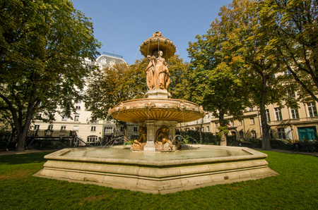 Paris, France, September 7, 2015 - Fontaine Louvois is a monumental public fountain in Louvois Square built between 1836 and 1839 during the reign of King Louis-Philippe as homage to four great rivers of France, the Seine, Garonne, Loire, and Sane.のeditorial素材