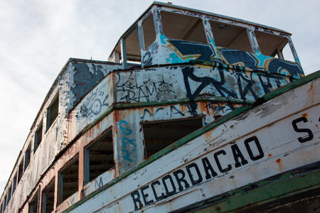 Abandoned shipwreck on the coast of Atlantic ocean, Portugalのeditorial素材