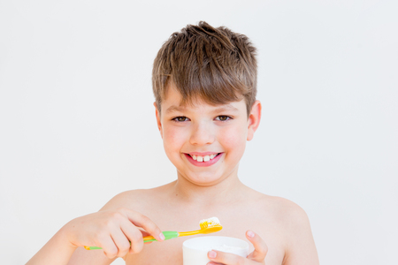 Boy is brushing teethの写真素材