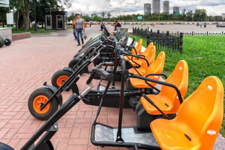 07 19 2020 Russia, Moscow, Victory Park.bike rental in Victory Park in Moscowのeditorial素材