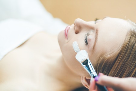 Spa facial mask application. Spa beauty organic facial mask application at day spa salonの写真素材