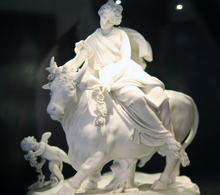 Statue of Venus with a bull in  Capitoline museum Rome Italyのeditorial素材