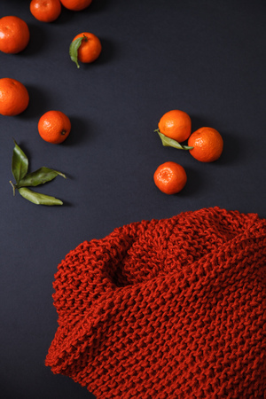 Closeup of yarn clew and walnuts. Concept of freelance creative working and clean living.の写真素材