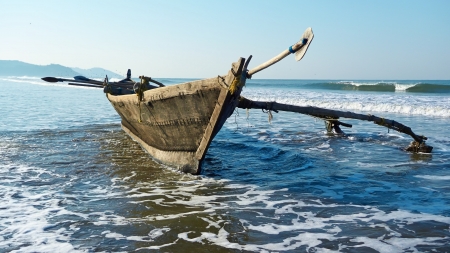 Indian traditional wooden fishing boat  GOAの写真素材
