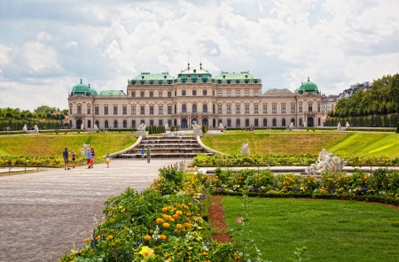 VIENNA, AUSTRIA - JULY 25  Tourists in the Belvedere, Vienna, Austria palace, July 25, 2013  Belvedere  ital  Belvedere, a palace complex in Vienna in Baroque styleのeditorial素材
