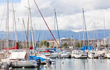 GENEVA,SWITZERLAND - SEPTEMBER 10: Yachts on the lake, Geneva, Switzerland, September 10, 2013. The lake Lehman - the biggest lake of the Alps のeditorial素材