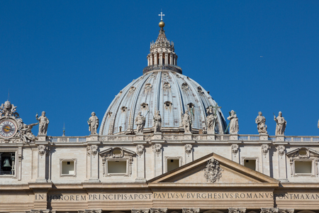 Dome of St Peters Cathedral, Vaticanの写真素材