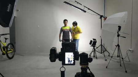 Behind the scenes photo sports product concept : YOGYAKARTA, INDONESIA - AUGUST 7, 2020のeditorial素材