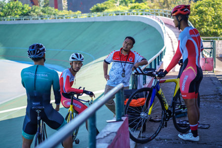 Indonesian paracycling athletes are training to prepare for the next race at the Velodrome Manahan Solo. : Solo, Indonesia - 23 April 2021.のeditorial素材