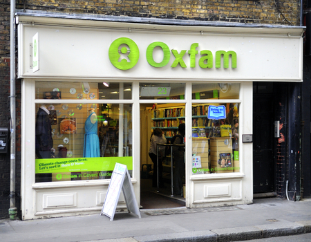 Oxfam Charity Shop , London, Britain - Aug 2009のeditorial素材