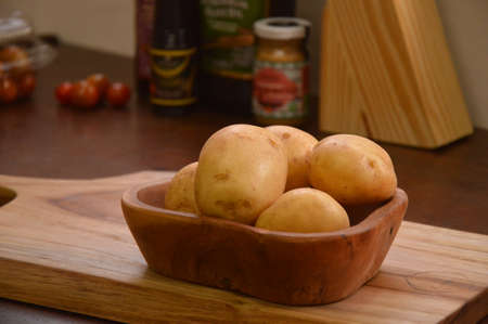 Potatoes in Kitchenの写真素材
