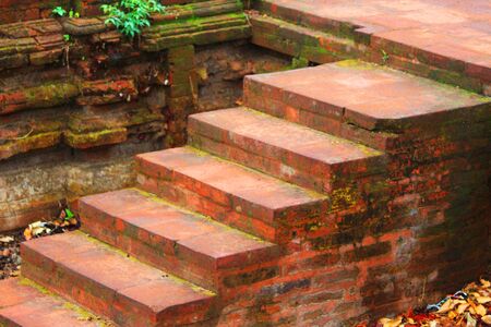 The steps of the stairs have not been touched by people for a long timeの写真素材
