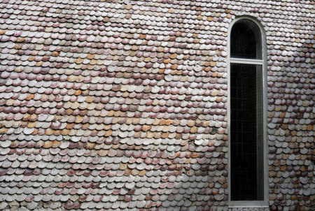 Ermita da Toxa, the Galician chapel covered by thousands of scallop shells