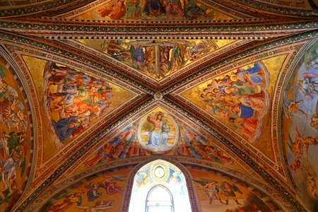Orvieto - Duomo interior. , beautiful Cathedral in Orvieto, Umbria, Italyのeditorial素材