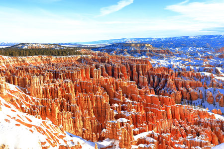 Bryce Canyon National Park in Utah, USA in winter. Hoodoos of red sandstoneの写真素材