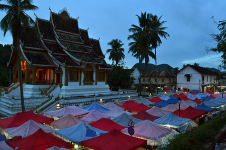 Night market in Luang Prabang, Laos. Full of stalls!のeditorial素材
