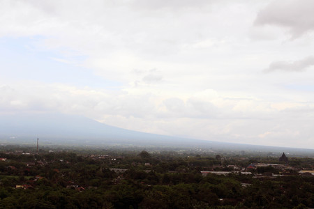 The view of Prambanan as seen from top and far-away during rainy and cloudy day. A volcano as the background. Pic was taken in November 2017.
の写真素材