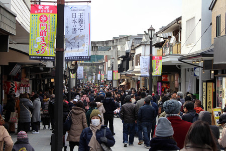 The crowded situation at the entrance of Dazaifu Tenmangu, Fukuoka, Japan. Taken in February 2018.のeditorial素材