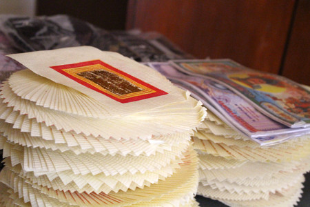 "Qingming", the culture preserved by Chinese immigrants in Southeast Asia (called "Peranakan"). Taken in Indonesia, March 2018のeditorial素材