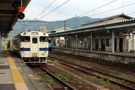 The platform of Yatsushiro Station of Kumamoto. Taken in August 2019.のeditorial素材