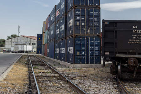 01/11/2020. Trains and merchandise containersのeditorial素材