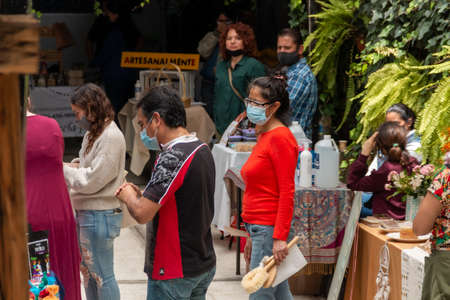 MEXICO CITY, MEXICO 08 08 2020 Woman buying organic products in local market. Fair tradeのeditorial素材