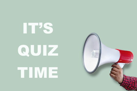 People holding megaphones with 'it's quiz time' text. Quiz conceptの写真素材