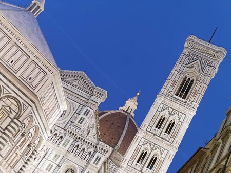 Photo of the Duomo di Firenze taken on a sunny morning in italyの写真素材