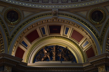 Arch decorated in the interior of a building in London, United Kingdom