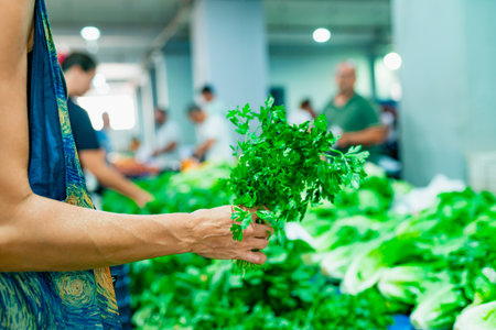 Female client looking for organic eco products to buy from local farmers market. close-up shotの写真素材