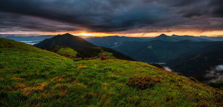 Majestic view of the mountains in the morning light. Location place Carpathian mountains, Ukraine, Europe. Vibrant photo wallpaper. Image of a dramatic landscape. Discover the beauty of earth.の写真素材