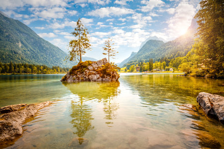 Spectacular scene of alpine lake Hintersee. Location place Ramsau, National park Berchtesgadener Land, Upper Bavaria, Germany, Europe. Adventure outdoor summer vacations. Discover the beauty of earth.の写真素材