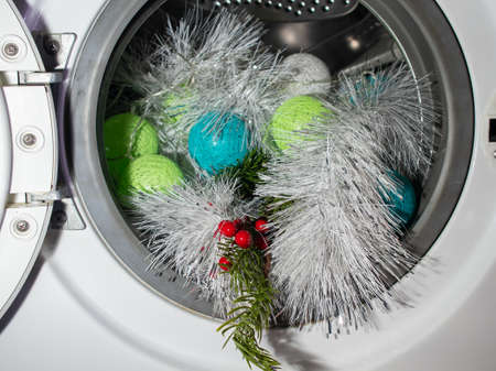 washing after the New Years holiday christmas decorations.の写真素材
